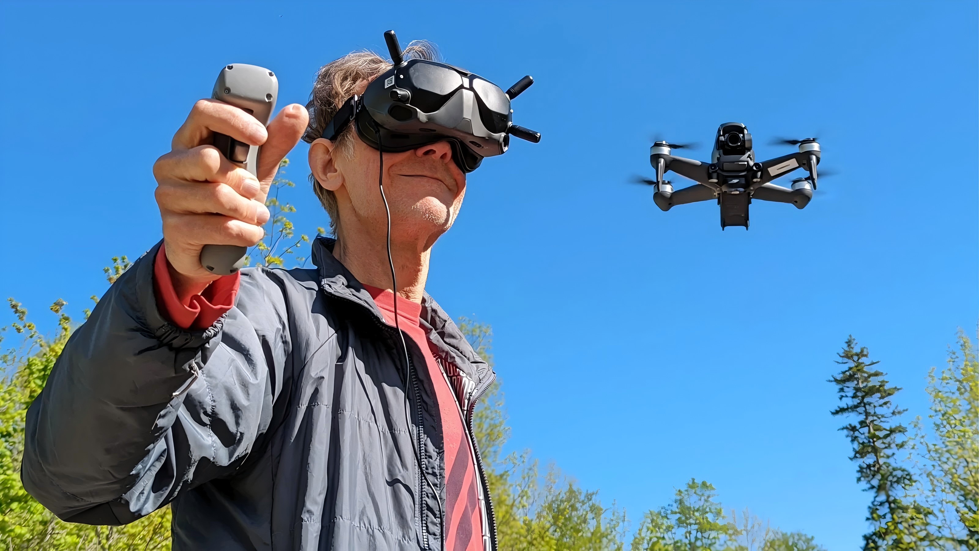 I millisecondi contano: in che modo le ottiche specializzate FPV riducono al minimo la latenza e rendono più nitide le immagini ad alta velocità