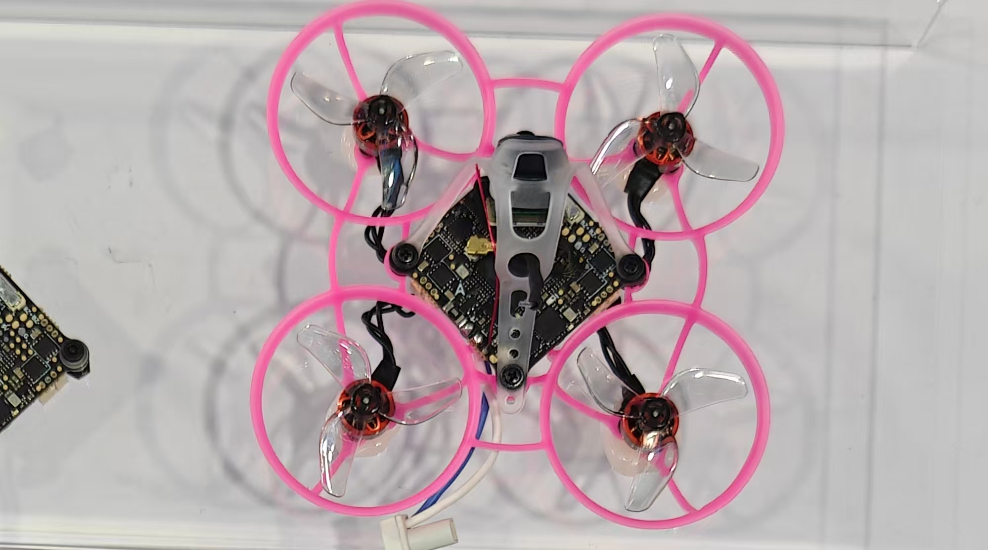 Come scegliere un obiettivo FPV per condizioni di scarsa illuminazione: F1.0 vs IR